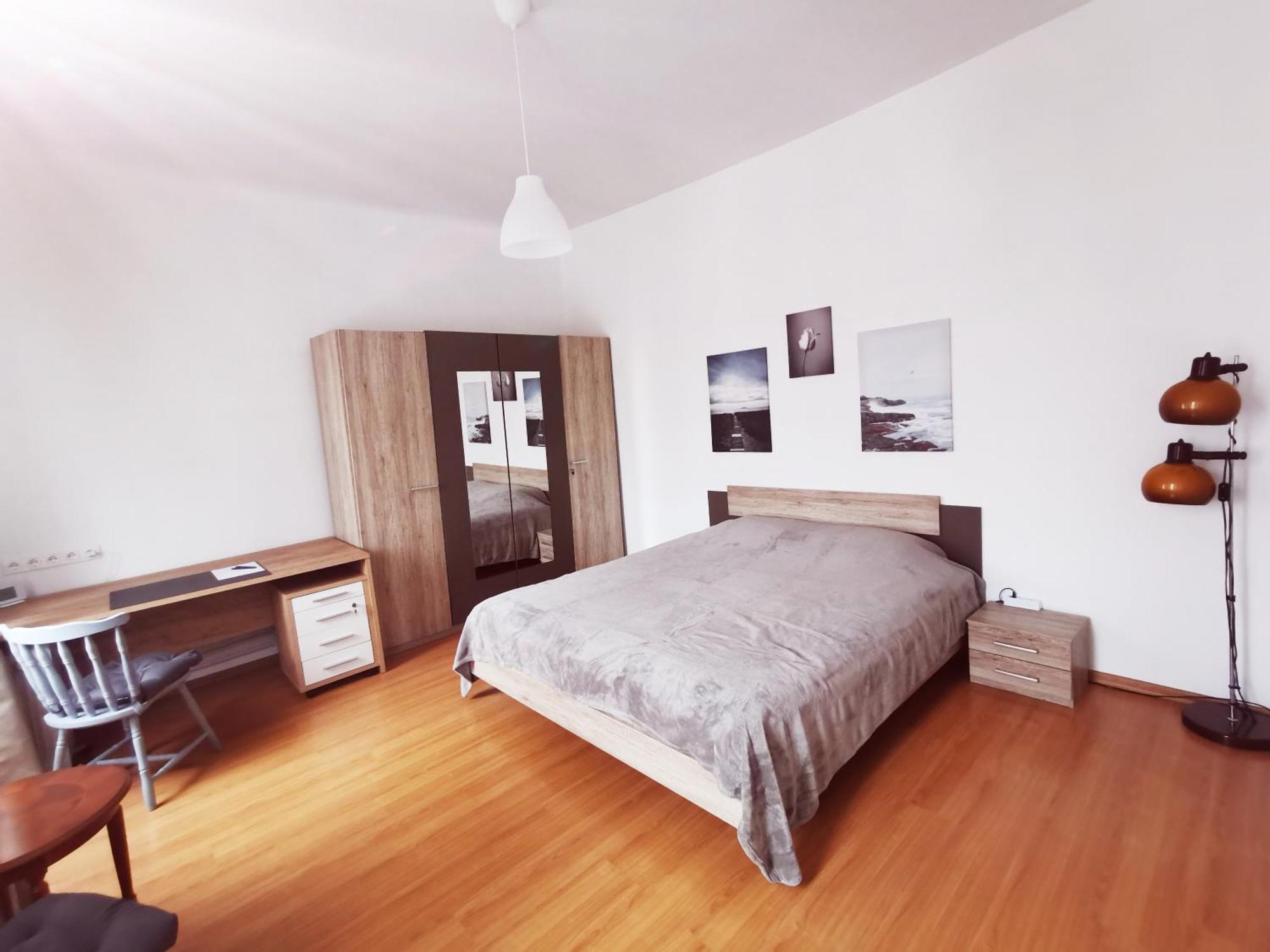 Jokai Sopron Apartment Bagian luar foto