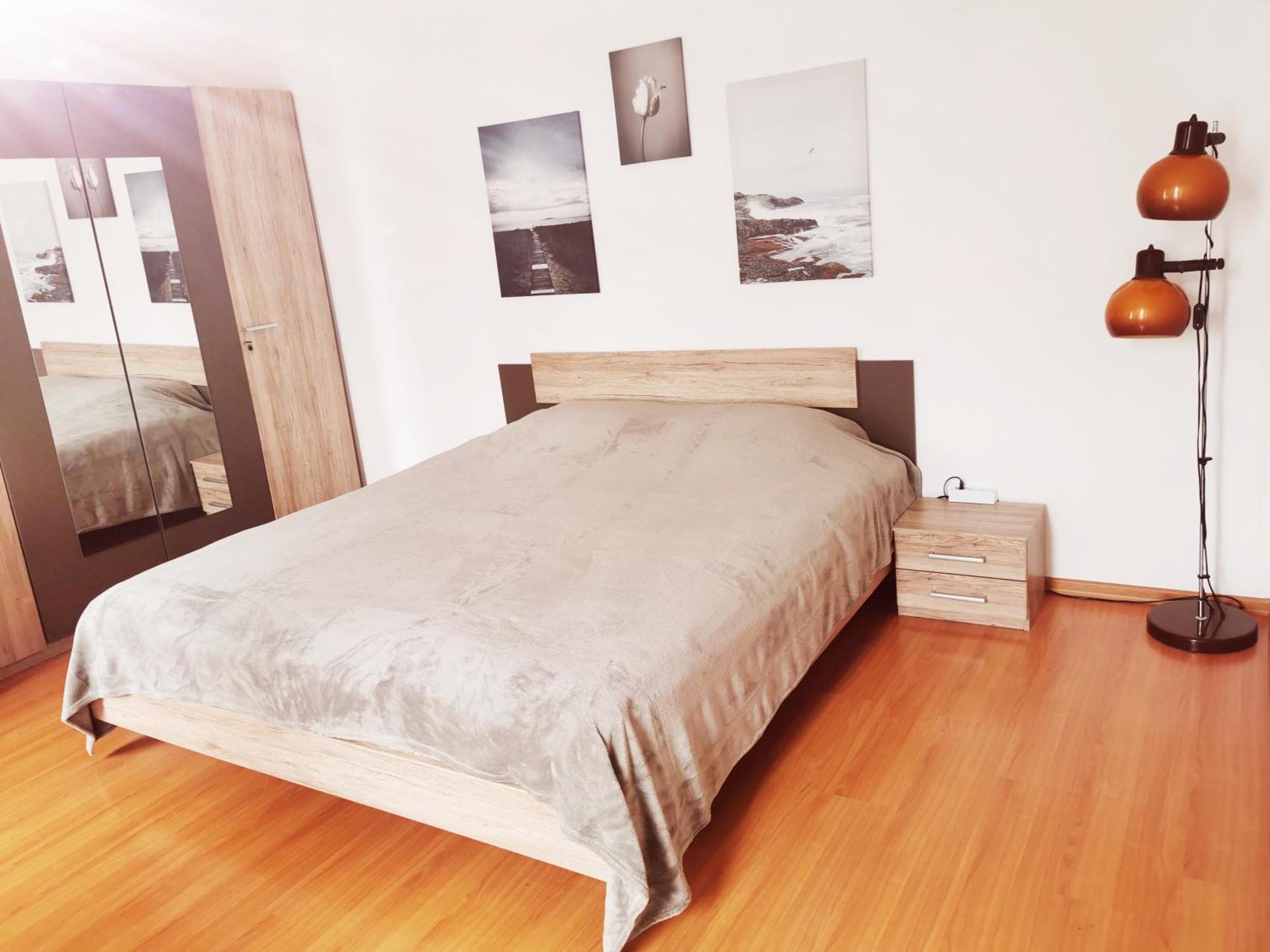 Jokai Sopron Apartment Bagian luar foto